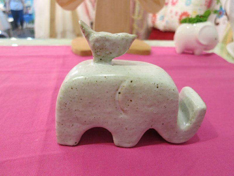 大象與鳥擺飾/名片座 - 擺飾/家飾品 - 其他材質