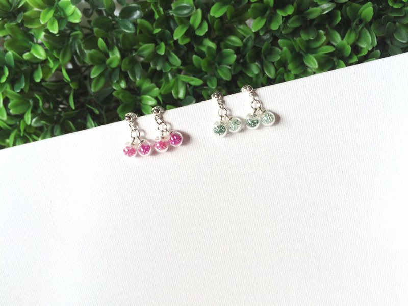 *Haku‧Neko*pink cherries mini glass ball earrings