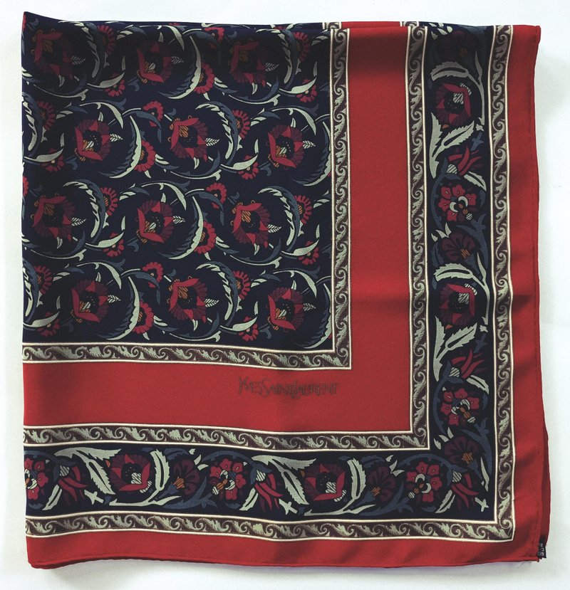 Yves Saint Laurent Floral Silk Scarf, 30 x 31 inches, 100% Silk, Holiday Gifts - 絲巾 - 絲.絹 紅色
