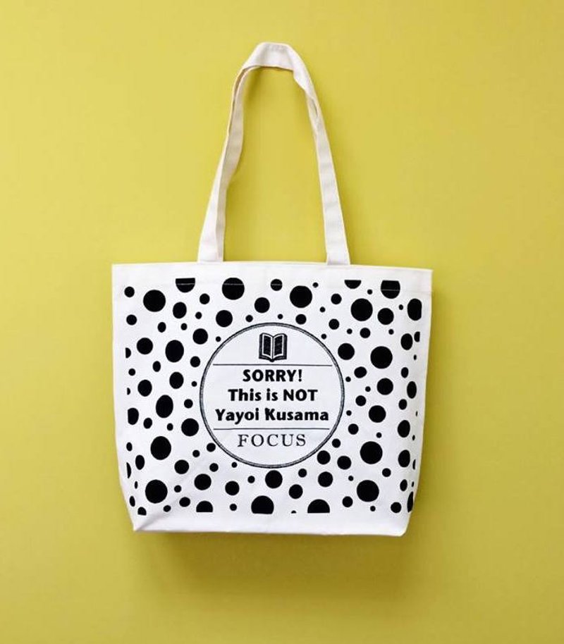 Focus Art Bag "Sorry This is Not Kusama Yayoi" the exclusive focus of the art shopping bags