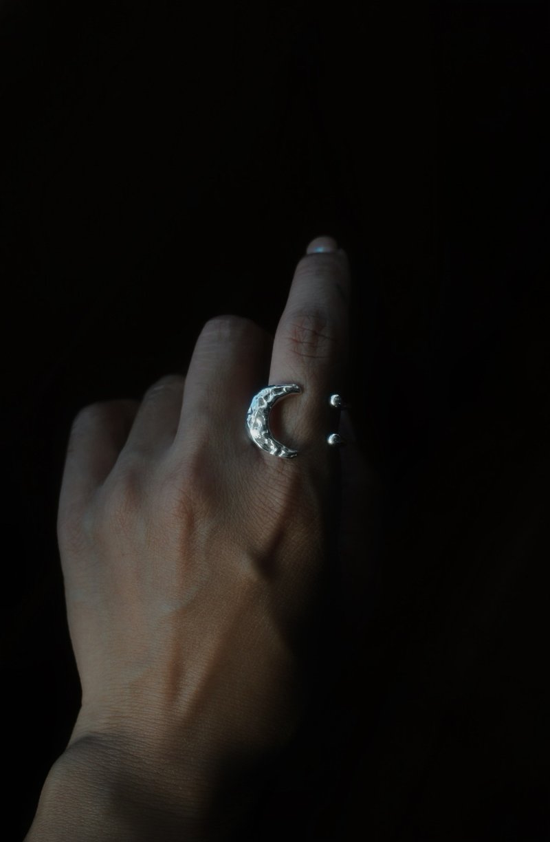 The moon smile - 戒指 - 銅/黃銅 銀色