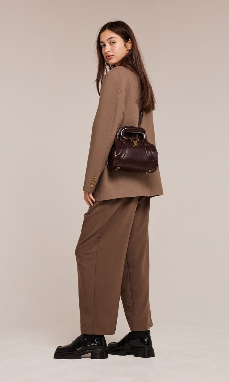 JAQUELINE MINI 復古牛皮醫生包 迷你 棕色 - 側背包/斜背包 - 真皮 咖啡色