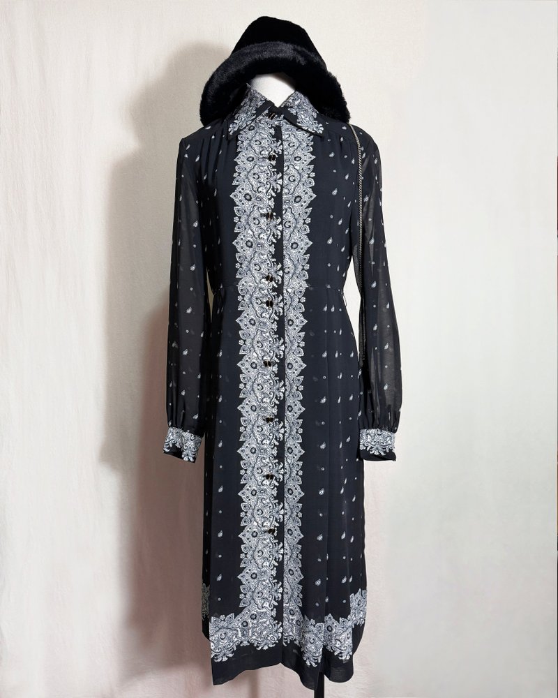 兩穿開釦式圖騰長袖古著洋裝/ 國外帶回 VINTAGE - 洋裝/連身裙 - 聚酯纖維 黑色