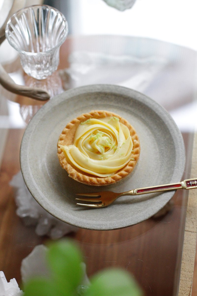 手工製沉穩墨綠色陶瓷小陶盤/燭台/苔球盤/點心盤 - 盤子/餐盤/盤架 - 陶 綠色