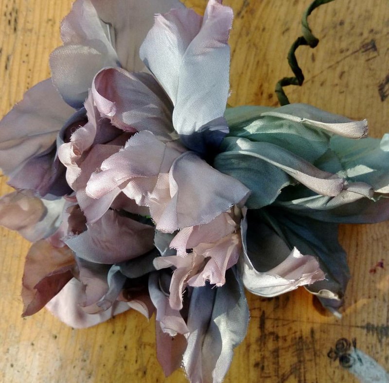 金魚蜷:布花、鐵絲、裝飾花