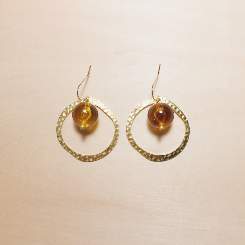 Vintage Amber Tobacco Brass Hoop Earrings