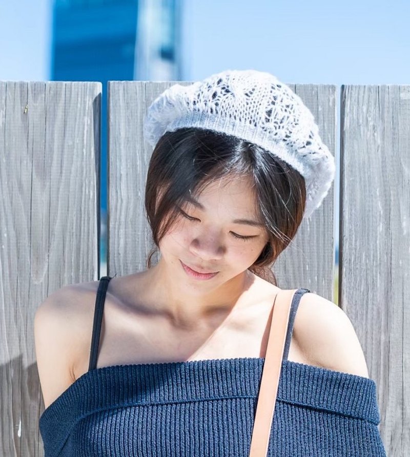 Warm empty flower knit hat. Handmade in Taiwan.