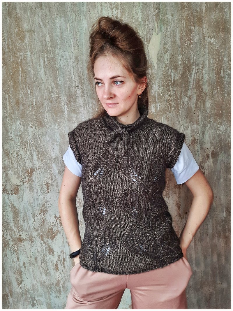 Handmade wool knit turtleneck sweater vest , womens clothing , turtleneck wool - 背心/無袖上衣 - 羊毛 咖啡色