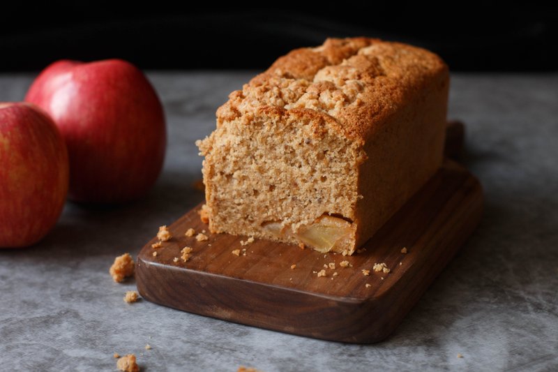 Homely pound cake apple fennel seeds