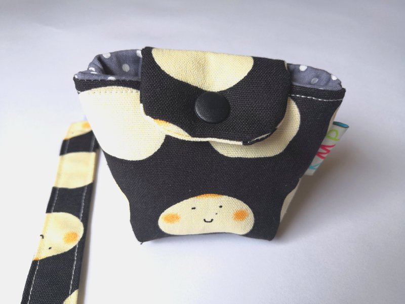 奶嘴夾 奶嘴收納袋 組合 饅頭 - 奶瓶/奶嘴 - 棉.麻 黑色