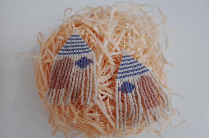 Inter-air pattern earrings (turnable ear clips)
