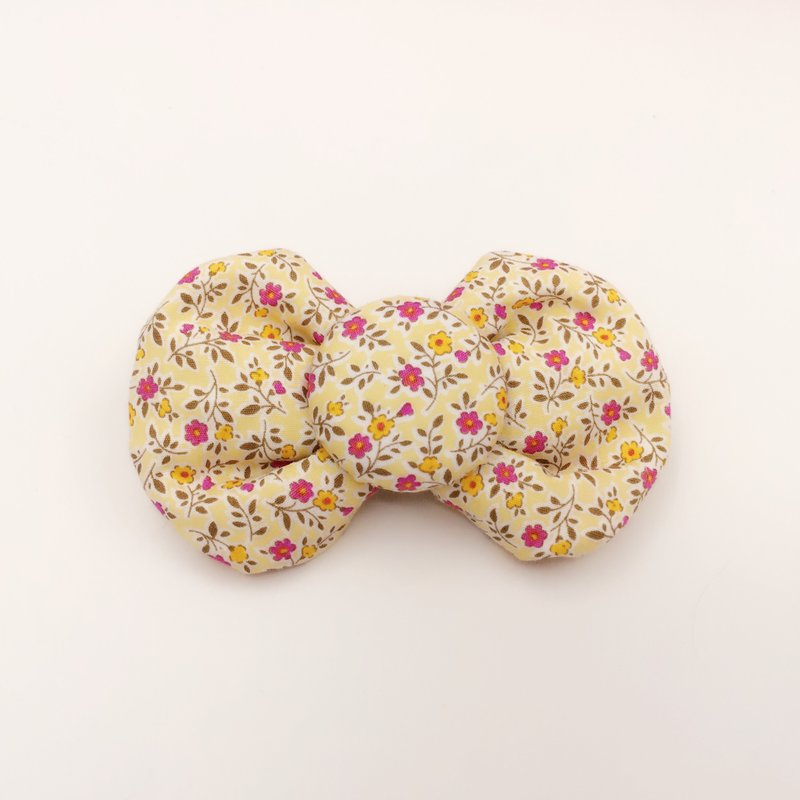 Romantic floral cotton tweeted. Bow hair bundles