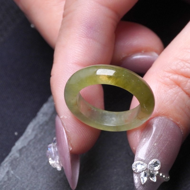 冰種秋香綠翡翠戒指戒圈 | 國際12圍 | 天然緬甸玉翡翠A貨 | 送禮 - 戒指 - 玉石 綠色