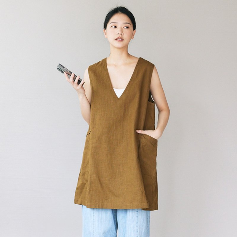 【Simply Yours】V領苧麻長版背心 咖啡F - 背心/無袖上衣 - 棉.麻 咖啡色