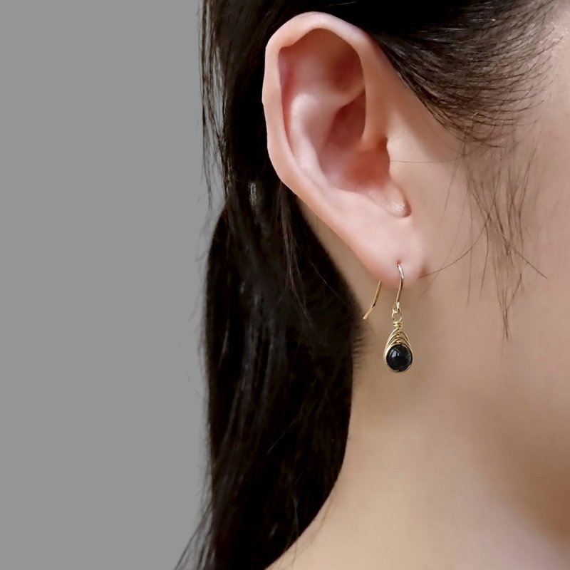 小號黑瑪瑙 Herringbone 編織墜 14Kgf 包金耳環 地中海之眼 - 耳環/耳夾/耳骨夾 - 半寶石 黑色