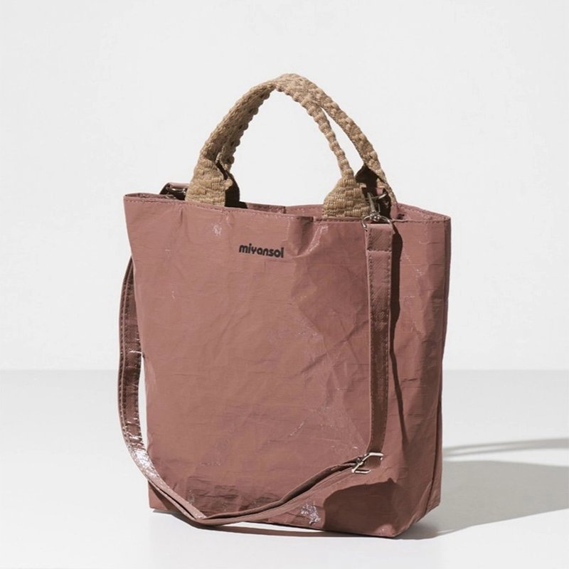 【Pinkoi 線下活動預購商品】Miyansol皺皺迷你托特包-H.甜藕粉 - 側背包/斜背包 - 紙 粉紅色