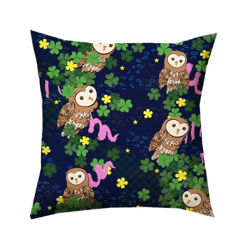 chuchulove 40 X 40 印花 / 幸運的星夜獵手 - 枕頭/抱枕 - 聚酯纖維
