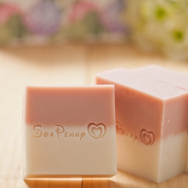 . Micro-fragrance bath. Violet / Violet. Handmade soap cold.