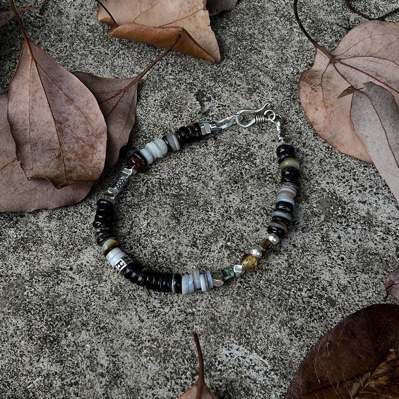 7AB 幽海黑蝶貝復古手鏈925銀VINTAGE中性款銀珠琥珀銀飾手串 - 手鍊/手環 - 其他材質