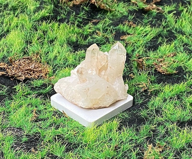 天然原礦能量白水晶簇 能量水晶擺飾 消磁淨化 開運 入厝禮物 - 擺飾/家飾品 - 水晶 白色