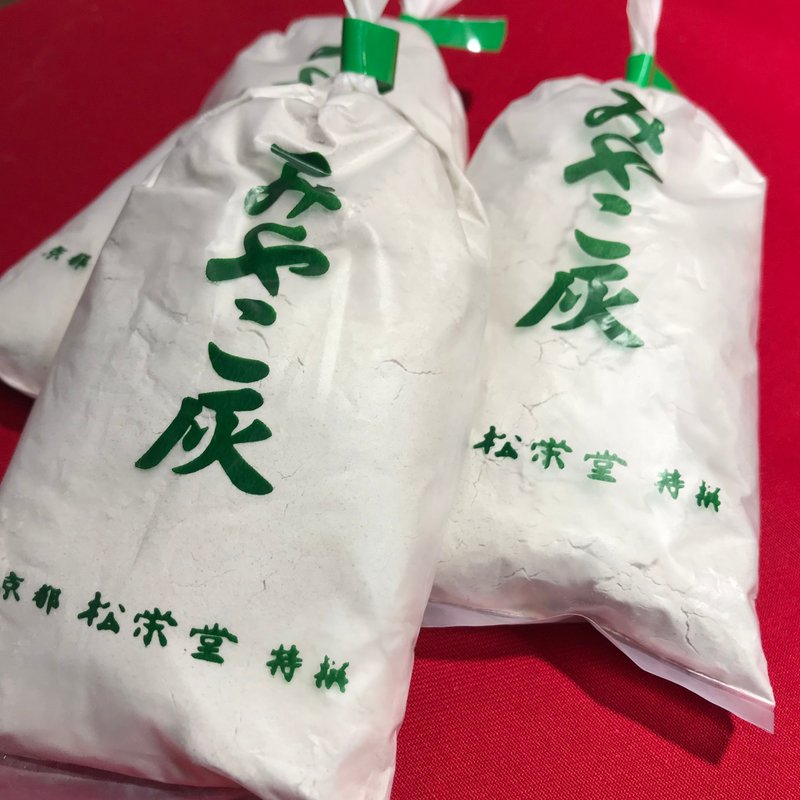 Xin Xin Zhai Japan's Song Rong Tang Benpian direct purchase incense Xiang gray