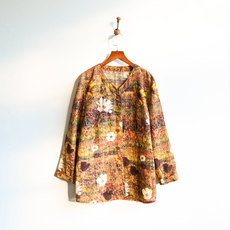 【蛋植物古著】秋月高原印花古著襯衫 - 女襯衫 - 其他人造纖維