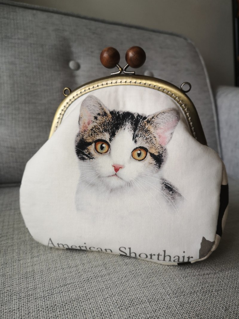 【帶萌寵出街】美國短毛貓布藝口金化粧包/斜揹袋/收納包 - 化妝包/收納袋 - 棉.麻 橘色