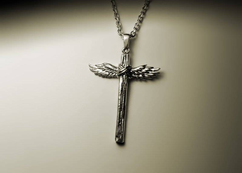 Wing wood grain cross necklace