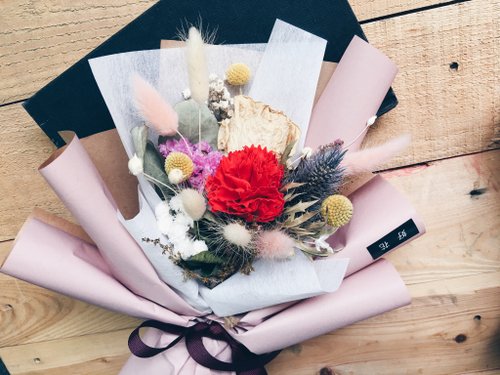 [Good] carnation flower fragrance dried bouquet Mother&amp;#39;s Day bouquet of pink Korea imported double-sided gift wrap (M)