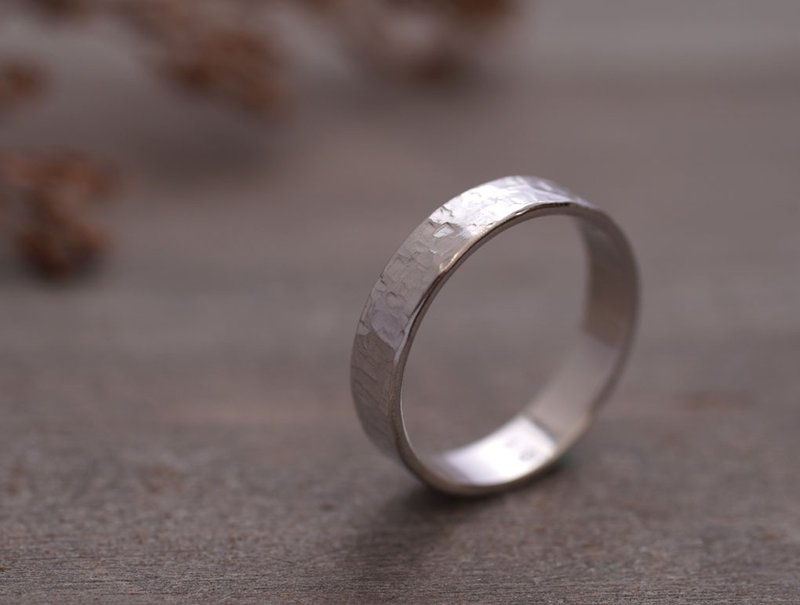 ni.kou sterling silver irregular pattern ring (wide version)