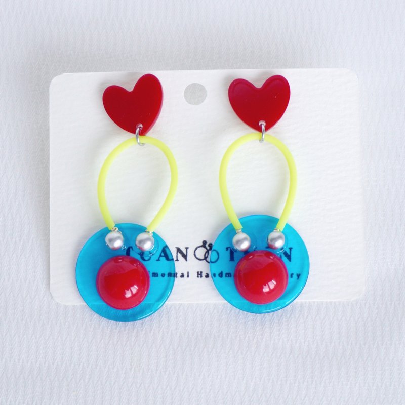 繽紛多色愛心可愛少女風長耳環 - 耳環/耳夾/耳骨夾 - 壓克力 多色