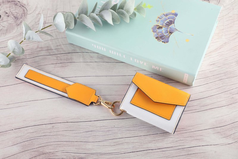 【MANAAKI】OG 掛飾磁吸小錢包 錢包 皮革 - 錢包/皮夾/長短夾 - 環保材質 橘色