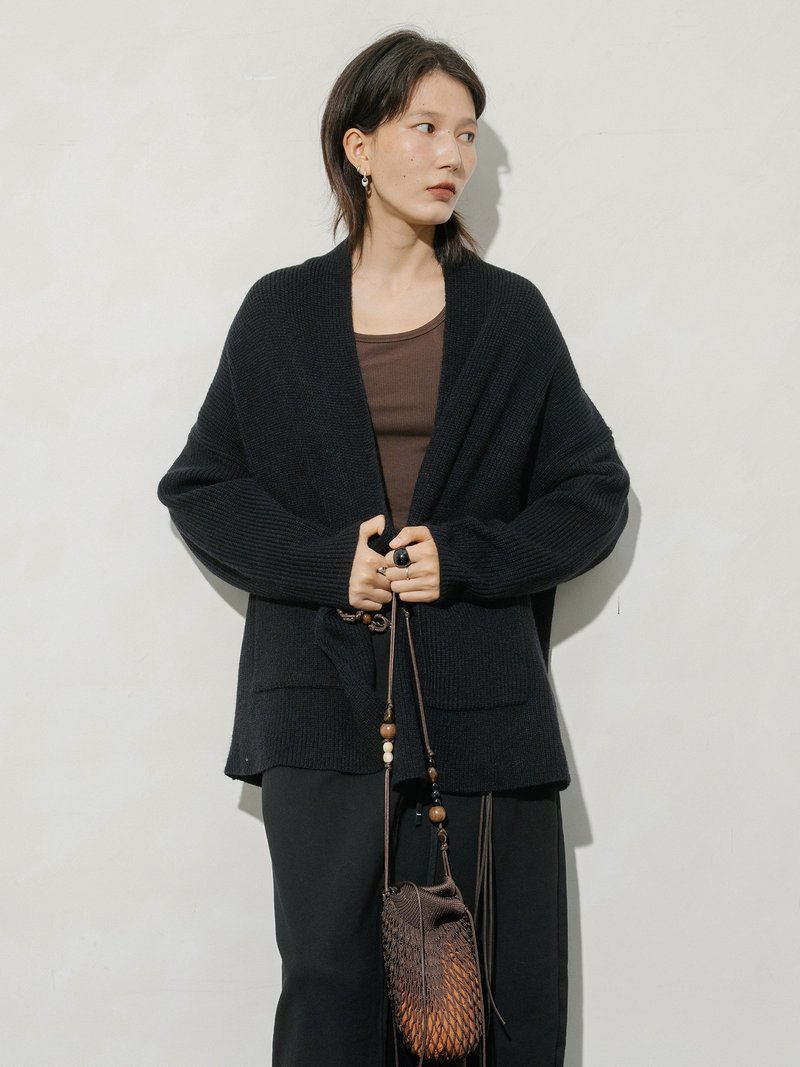 法式復古 / 粗織毛織開衫 / V領毛衣外套 - 女毛衣/針織衫 - 其他材質 黑色