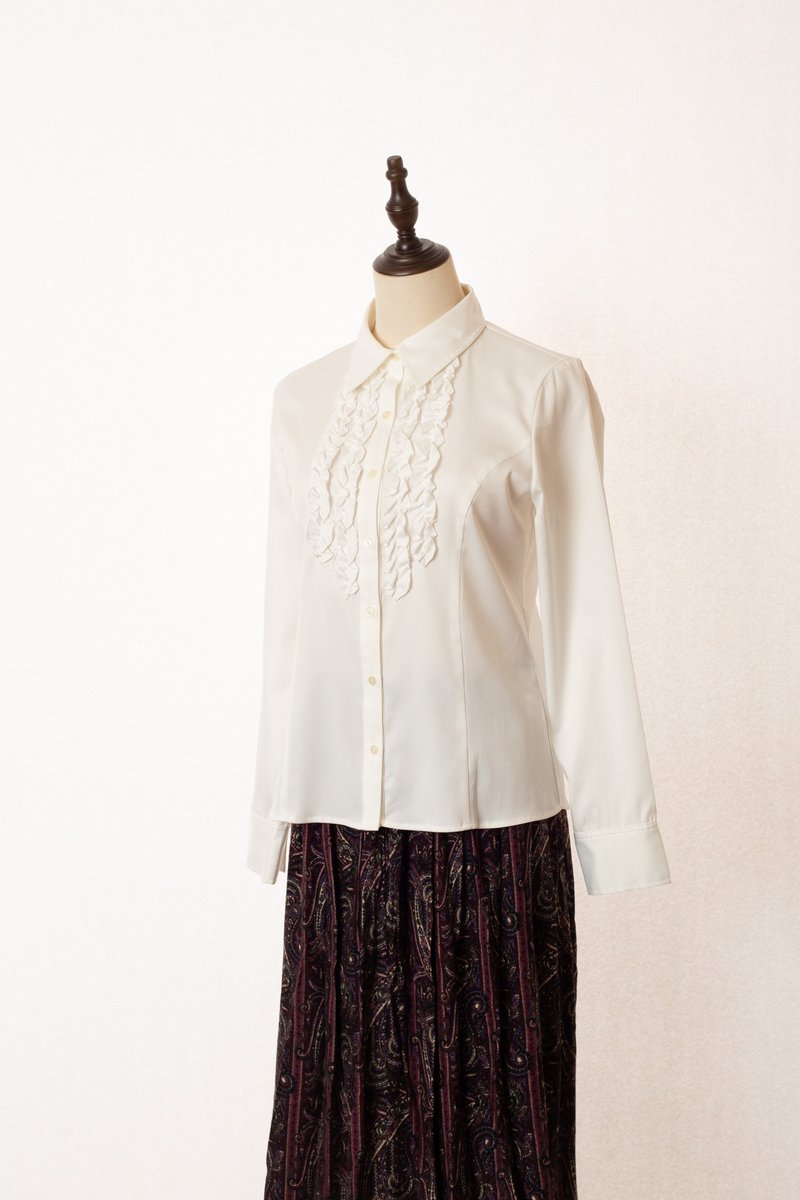 純白仕女襯衫 Lady Shirt【初戀販賣所】A966 - 女襯衫 - 聚酯纖維