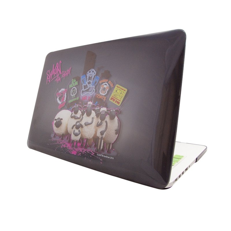 笑笑羊正版授權(Shaun The Sheep)-Macbook水晶殼:【勇闖天龍國】(黑)《Macbook Pro 15.4吋 專用》