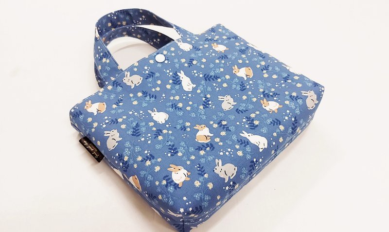 【小方包】小兔子花園-簡約外出包-散步包-手提袋 禮物 - 手提包/手提袋 - 棉.麻
