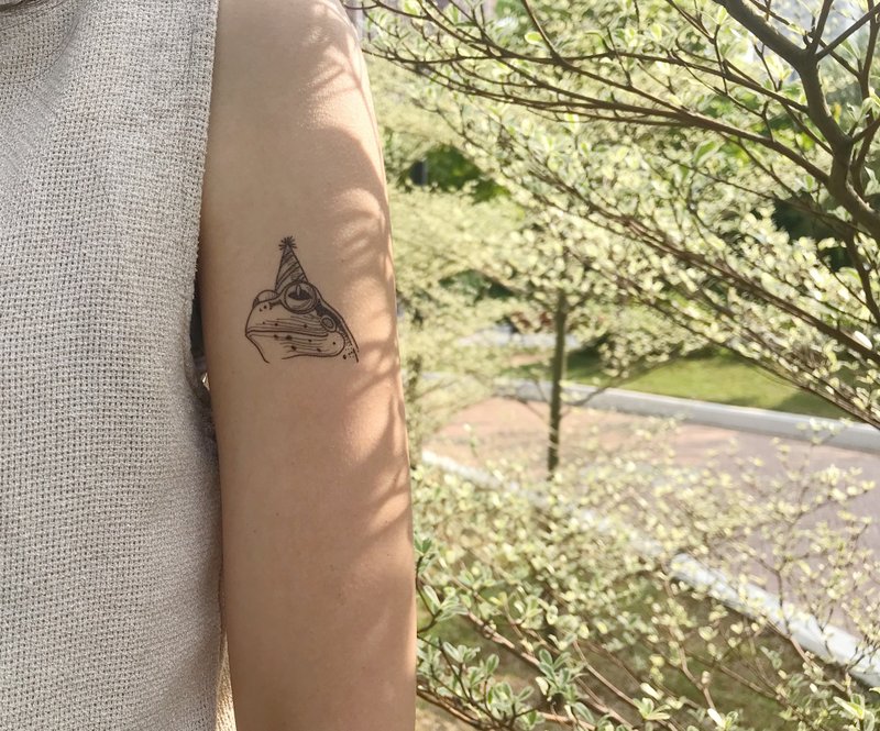 cottontatt party animal frog temporary tattoo sticker