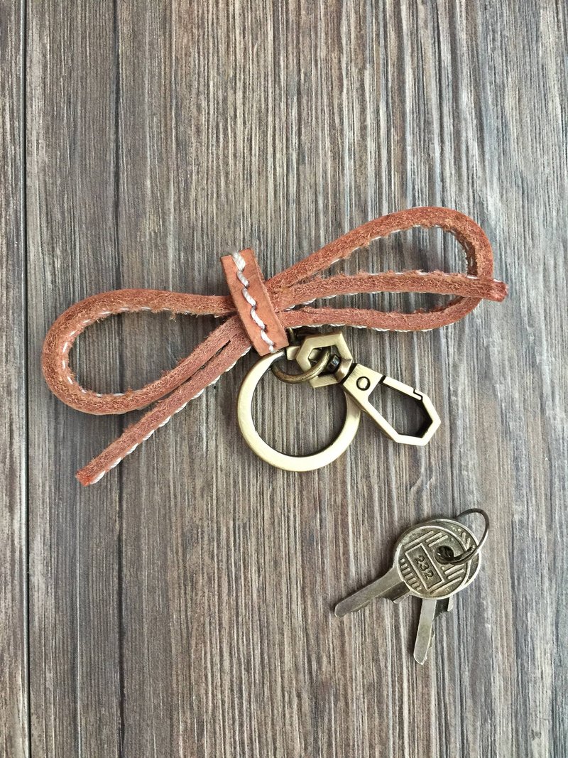 Nora bow key ring