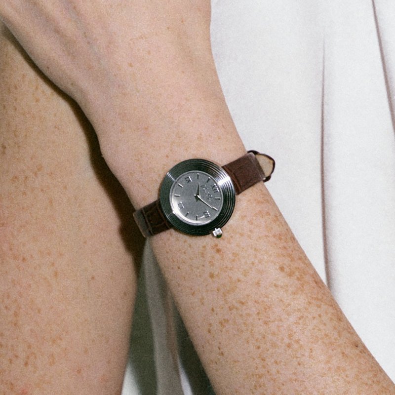 【Ven & Qu】Volante 銀色腕錶 – 29mm 錶殼, 棕色皮革錶帶 - 女錶 - 不鏽鋼 銀色