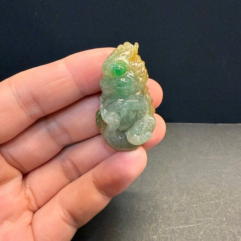 瀚玉珠寶 天然三彩翡翠 神龍護主 老三彩緬甸料 巧色巧雕 - 其他 - 玉石