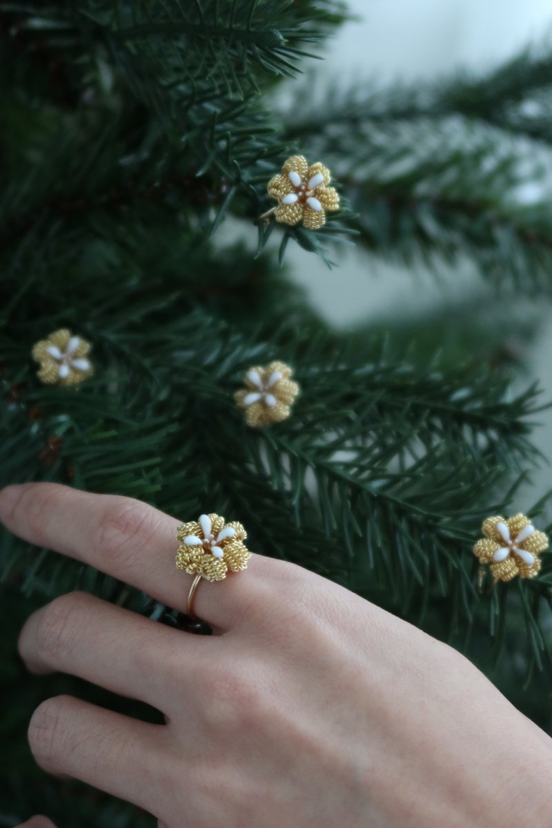 星語雛菊戒指\開口戒 可愛 花戒指 聖誕禮物 禮物 手作飾品 - 戒指 - 其他材質 金色