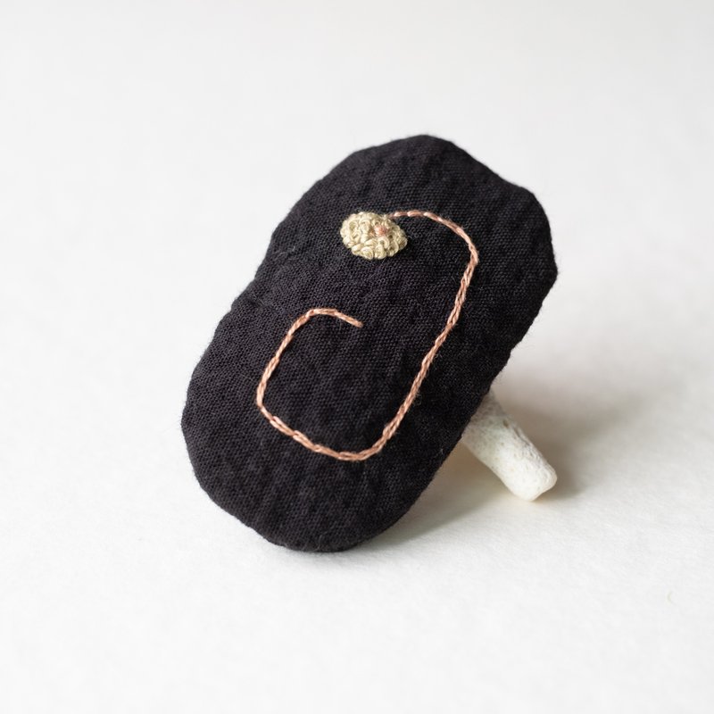 Ye Yin Series·Embroidery Brooch