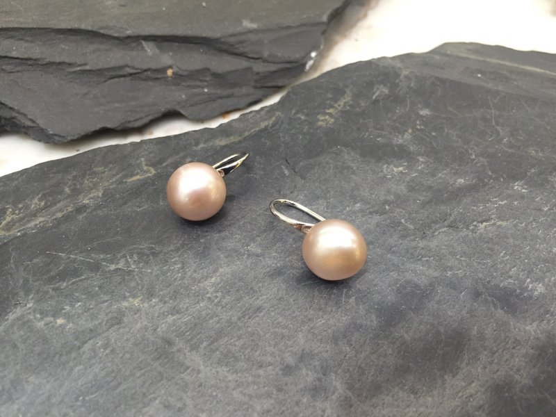 Pearl earrings