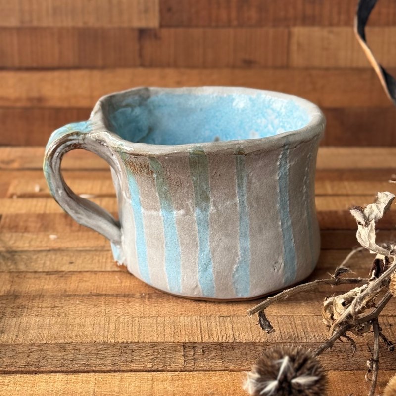 50058-獨特手作厚實馬克杯 Unique hand built mug - 盤子/餐盤/盤架 - 陶