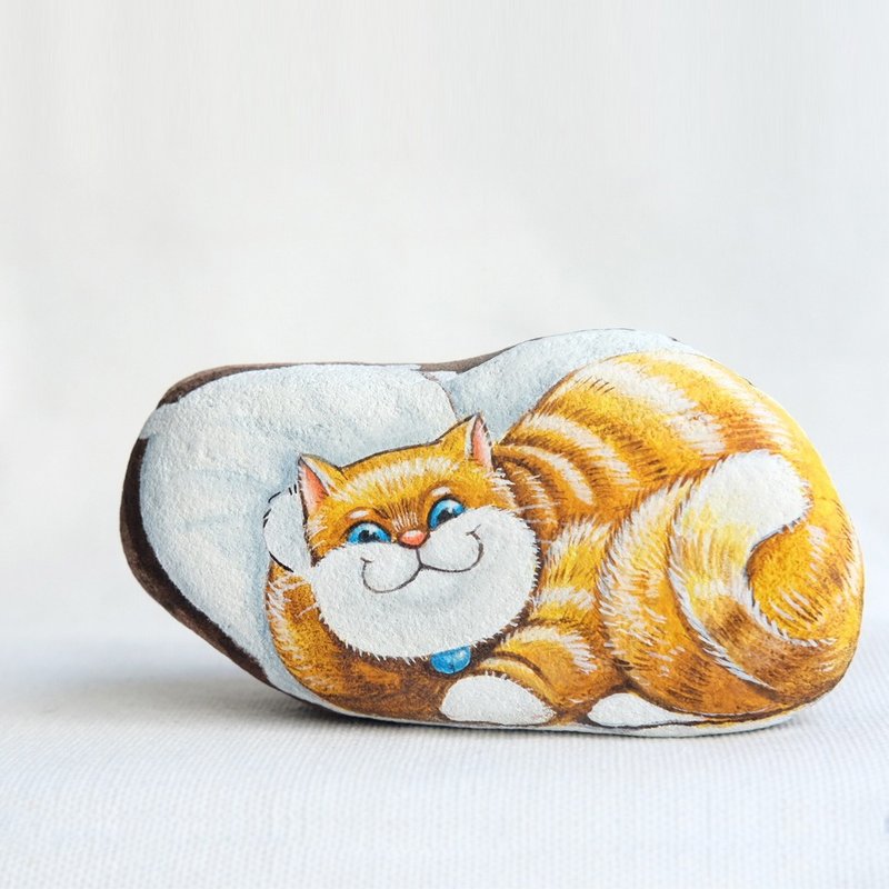 Cat stone painting, Stone Art Paint by Acrylic Colour, Unique gift.