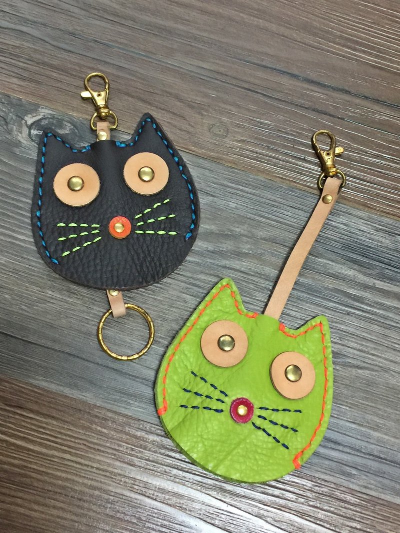 Nora cute big head key ring + charm