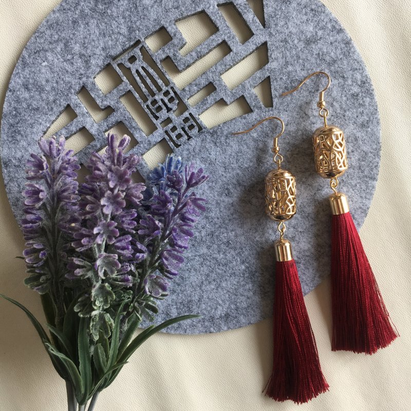 14k Gold-Plated Lattice Barrel Tassel Earrings
