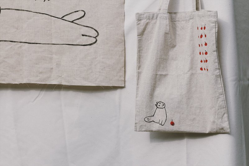 Heap of Apple Game Bags / Handbags / Sold Out
