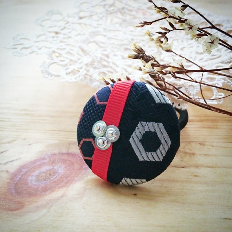 :: Venus Retro Bead Hair Accessories::