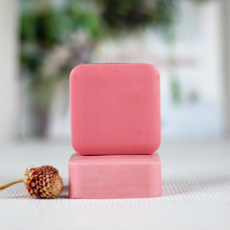 The original hand made pure color olive moisturizing handmade soap
